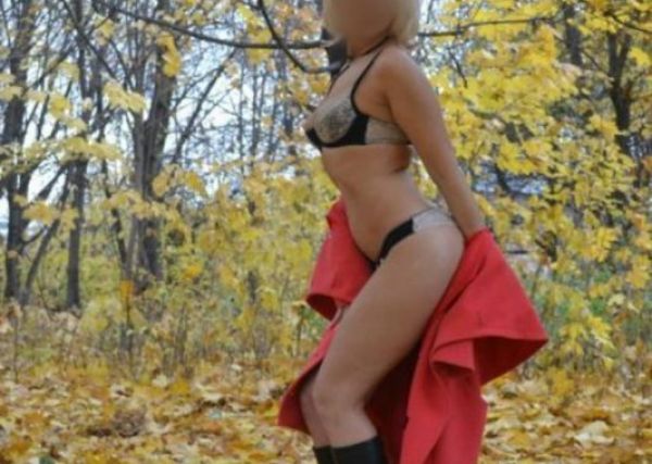 Проститутка Лена (Пятигорск, Центр), 3000 руб. за час общения.