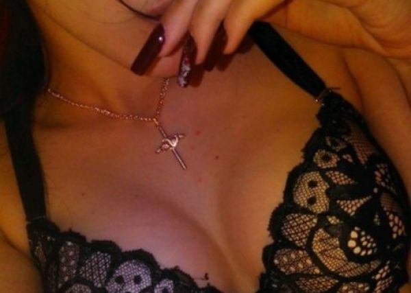 Проститутка Лера (Пятигорск, Белая Ромашка), 3000 руб. за час общения.